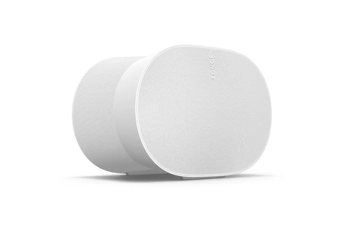 sonos-era-300-speaker-Era_300_3qLow_White-1.webp